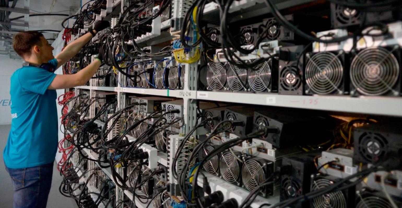 Data mining cryptocurrency hardware chase coinbase